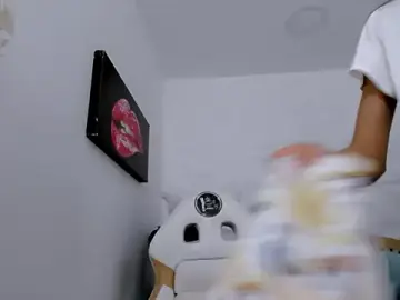 Stripchat Sex Chat of eimy_skinny_