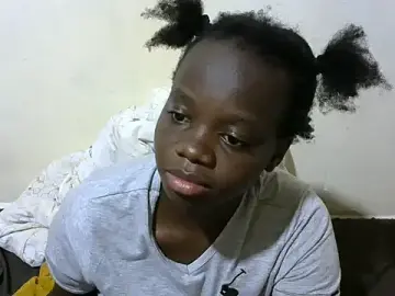 Stripchat Nude Webcam of Thicky_kyla