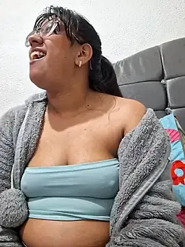 Stripchat Sex Cam of ZaidaWet