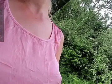 Stripchat Free Porn Cam of luxurydoll21