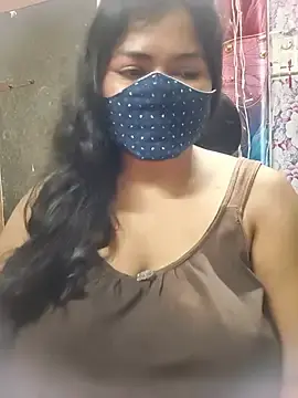 Stripchat Nude Webcam of Liyaa_24
