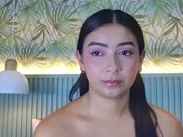 Stripchat Live Sex Cam of MeganCruzGB