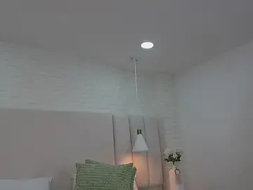 Stripchat Adult Webcam of MeganCruzGB