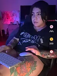 Stripchat Free Porn Cam of kimmiakiss22