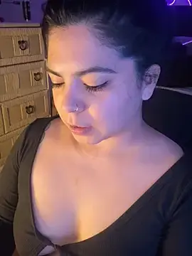 Stripchat Live Porn of kimmiakiss22