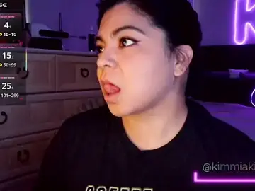 Stripchat Adult Webcams of kimmiakiss22