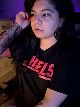 Stripchat Live Sex Cam of kimmiakiss22