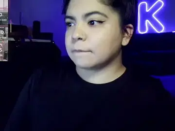 Stripchat Live Sex of kimmiakiss22