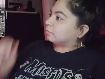 Stripchat Sex Chat of kimmiakiss22