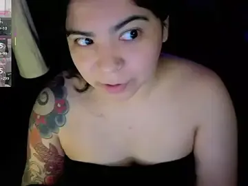 Stripchat Live Sex of kimmiakiss22