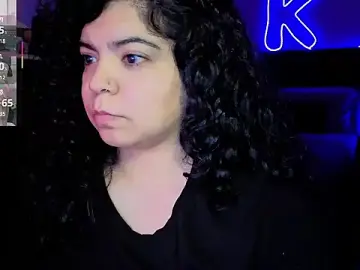 Stripchat Watch Live Sex Cams of kimmiakiss22