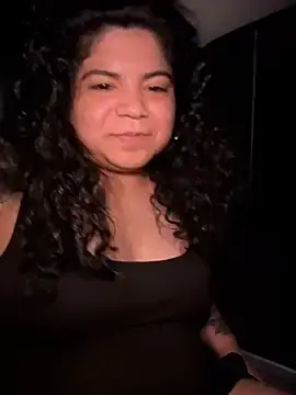Stripchat Free Porn Cam of kimmiakiss22