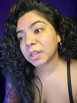 Stripchat Nude Webcam of kimmiakiss22