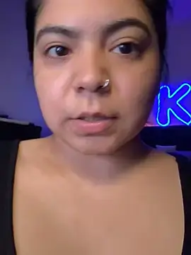 Stripchat Watch Live Sex Cams of kimmiakiss22