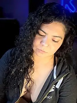 Stripchat Live Porn of kimmiakiss22