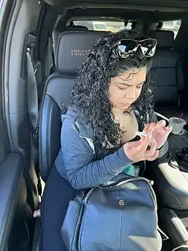 Stripchat Live Porn of kimmiakiss22