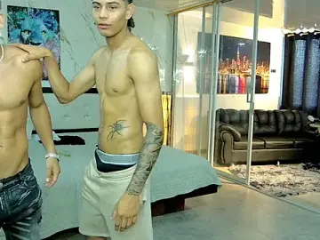 Stripchat Sex Cam of Boysgang_sex