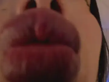 Stripchat Live Sex Cam of kaylarossi