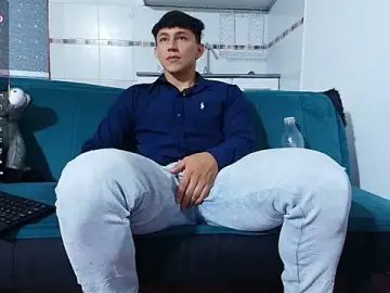 Stripchat Adult Webcam of jacques_cardiet