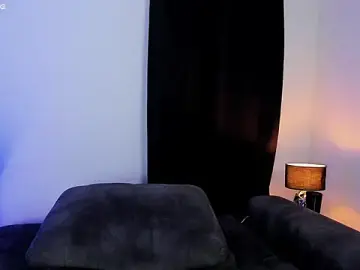 Stripchat Nude Webcam of Stormi_Canniggia