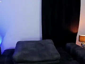 Stripchat Watch Live Sex Cams of Stormi_Canniggia