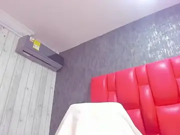 Stripchat Watch Live Sex Cams of DominicSccott