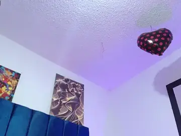 Stripchat Nude Webcam of Annie_switt