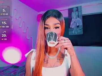 Stripchat Live Sex Cam of Kendall_hornyy