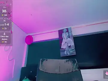 Stripchat Sex Cam of Kendall_hornyy