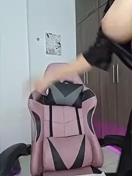 Stripchat Free Live Porn of heyshaa