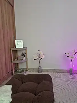 Stripchat Nude Webcam of heyshaa