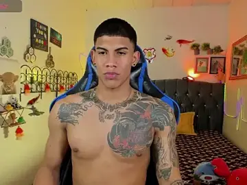 Stripchat Live Porn of Damian_latinxxx