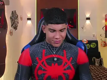 Stripchat Best live sex cam show of Damian_latinxxx