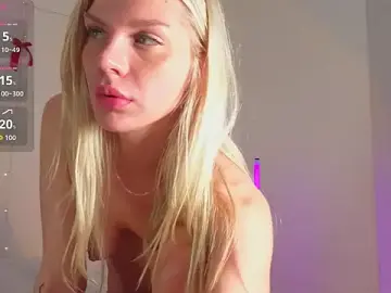 Stripchat Sex Cam of Nicole_Hampton