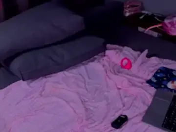 Stripchat Free Live Porn of Nicole_Hampton