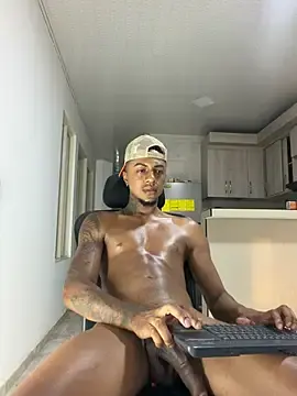 Stripchat Free Live Porn of YeremiBrowm
