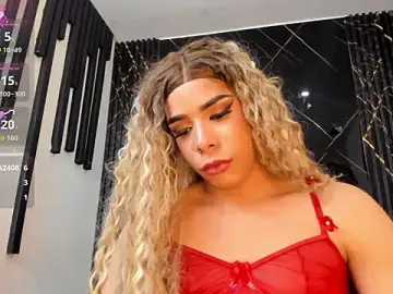 Stripchat Free Porn Cam of Giorgina_Parado