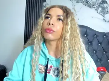 Stripchat Nude Webcam of Giorgina_Parado