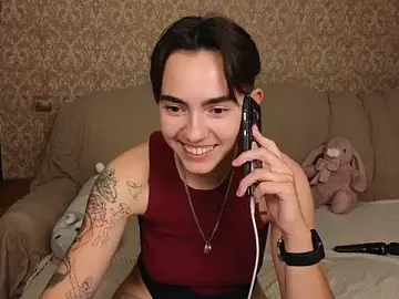 Stripchat Free Porn Cam of Lilihere_