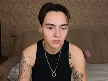 Stripchat Free Porn Cam of Lilihere_