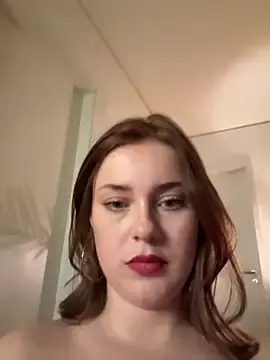 Stripchat Adult Webcams of MaribelRiver