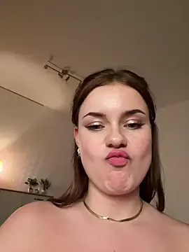 Stripchat Nude Webcam of MaribelRiver