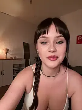 Stripchat Sex Cam of MaribelRiver