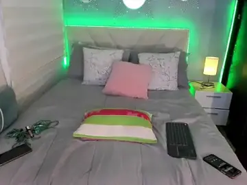 Stripchat Live Sex Cam of sexycouple4u