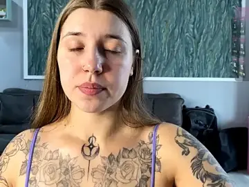 Stripchat Live Sex Cam of Miley_and_Michael