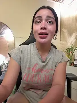 Stripchat Free Porn Cam of TS-SimplyTheBest