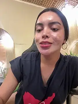 Stripchat Live Sex Cam of TS-SimplyTheBest