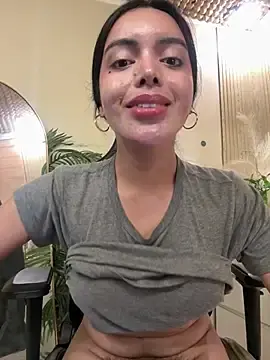 Stripchat Free Live Porn of TS-SimplyTheBest