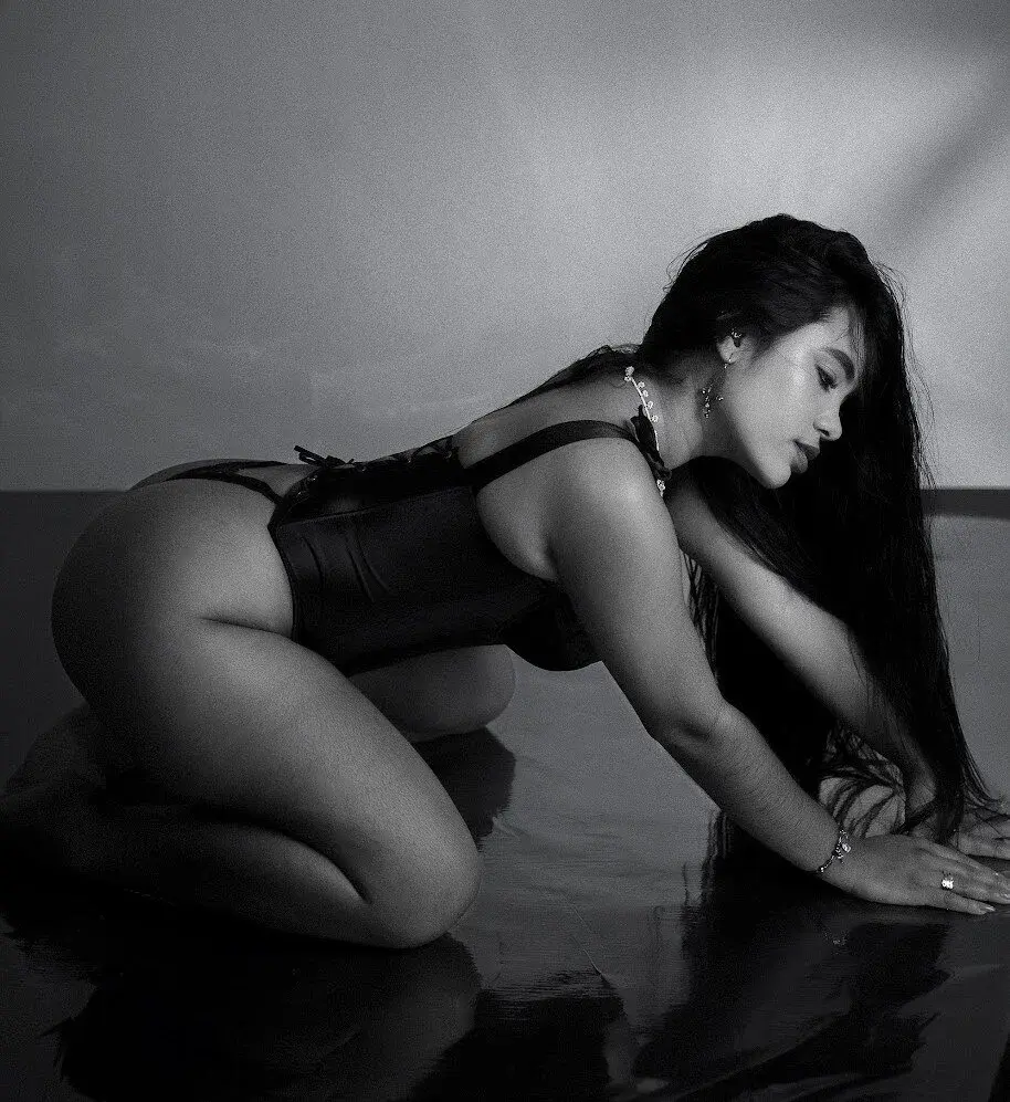 dani_velvet