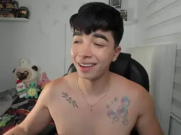 Stripchat Free Live Porn of santy7v7